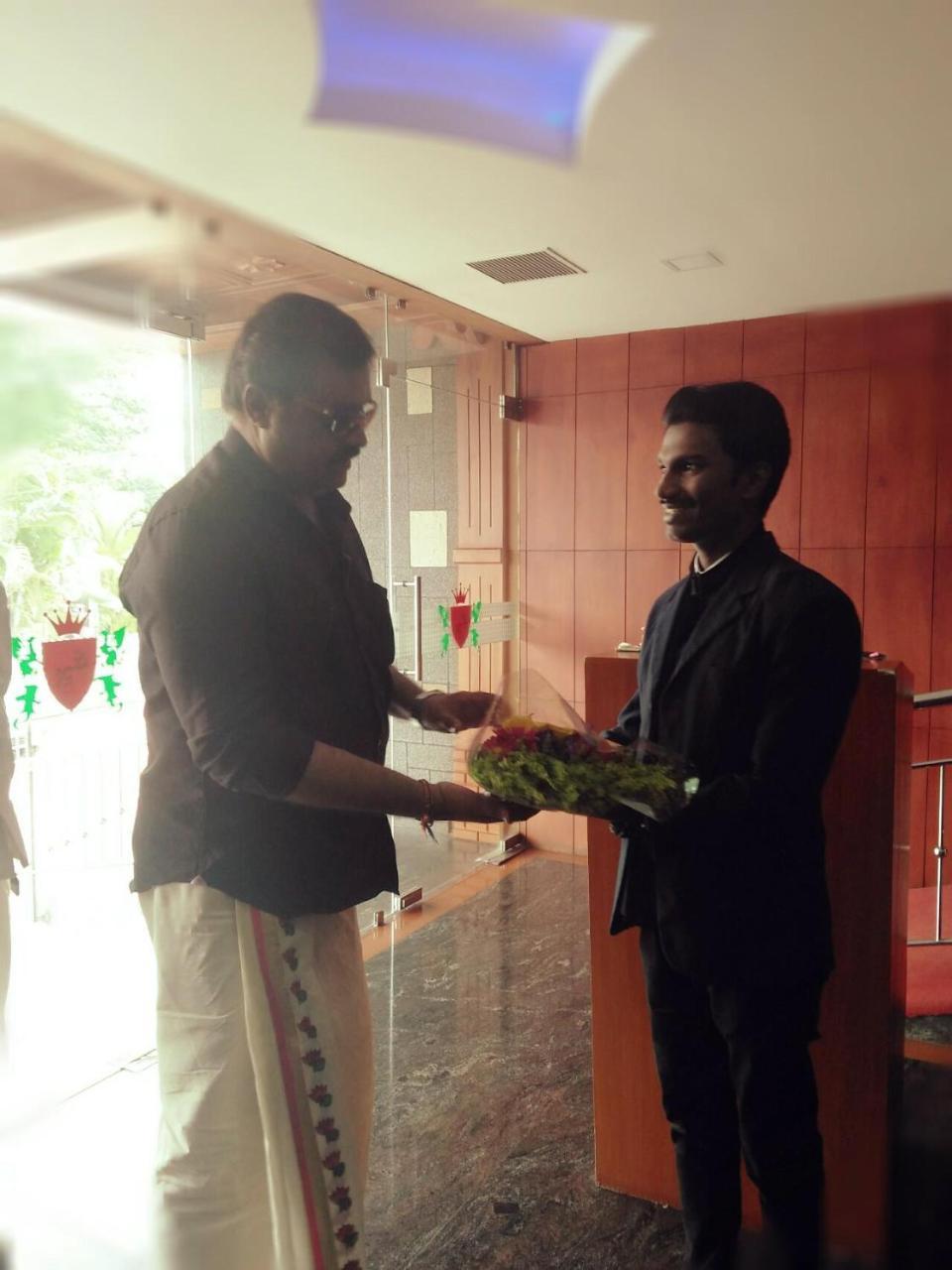 Empire Residency Hotel Tiruvalla Eksteriør billede